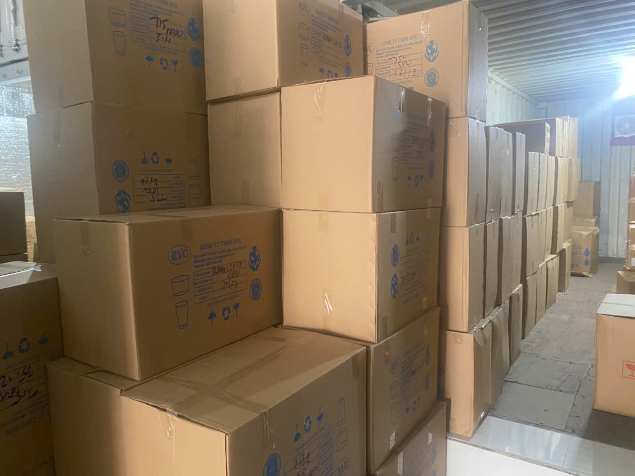 kho hộp giấy đựng thức ăn giao hàng nhanh bình thạnh quận 1 và 3 cũng như bình tân gò vấp